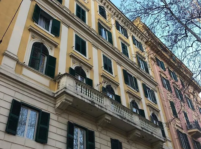Vatican Sofia House * Рим